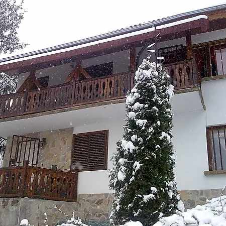 House Kapinovski Monastery Вилла *